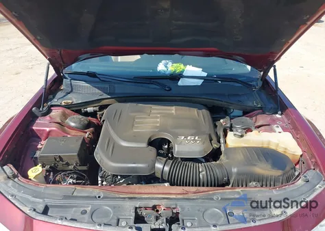 2016 Chrysler 300 Anniversary Edition from USA, damaged, VIN 2C3CCAAG1GH358210